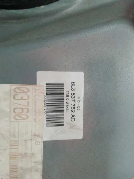 Elevalunas Delantero Derecho para Seat Ibiza (6L1)