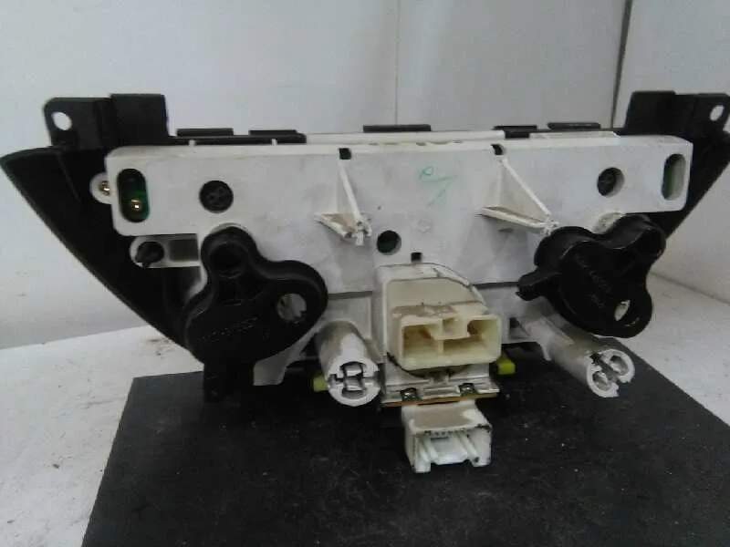Mando Calefaccion / Aire Acondicionado para Toyota Rav 4 (A2)