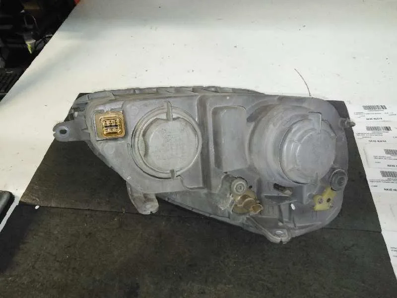 Faro Izquierdo para Daewoo Nubira Berlina