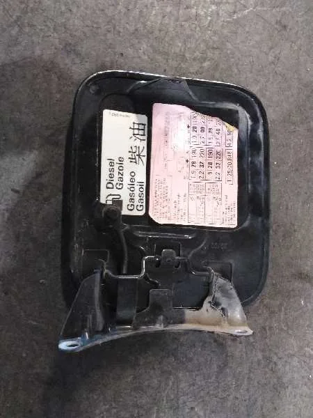 Tapa Exterior Combustible para Audi A3 (8L)
