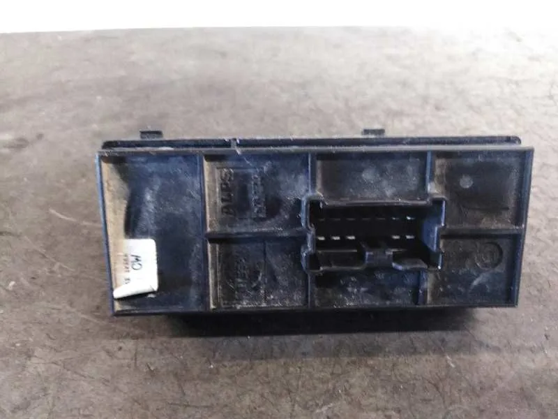Mando Elevalunas Delantero Derecho para Nissan Juke (F15)