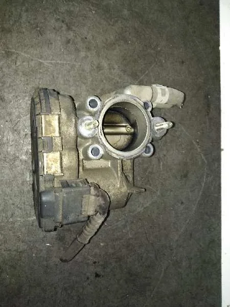 Caja Mariposa para Opel Corsa C