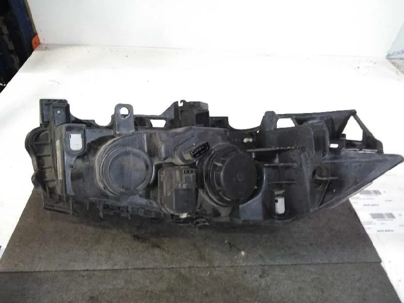Faro Derecho para Renault Megane Ii Berlina 5P