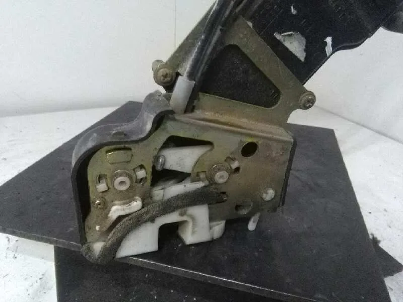 Cerradura Puerta Trasera Izquierda para Mazda 6 Berlina (Gg)