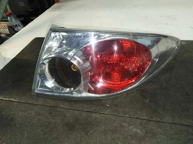 Piloto Trasero Derecho para Mazda 6 Berlina (Gg)