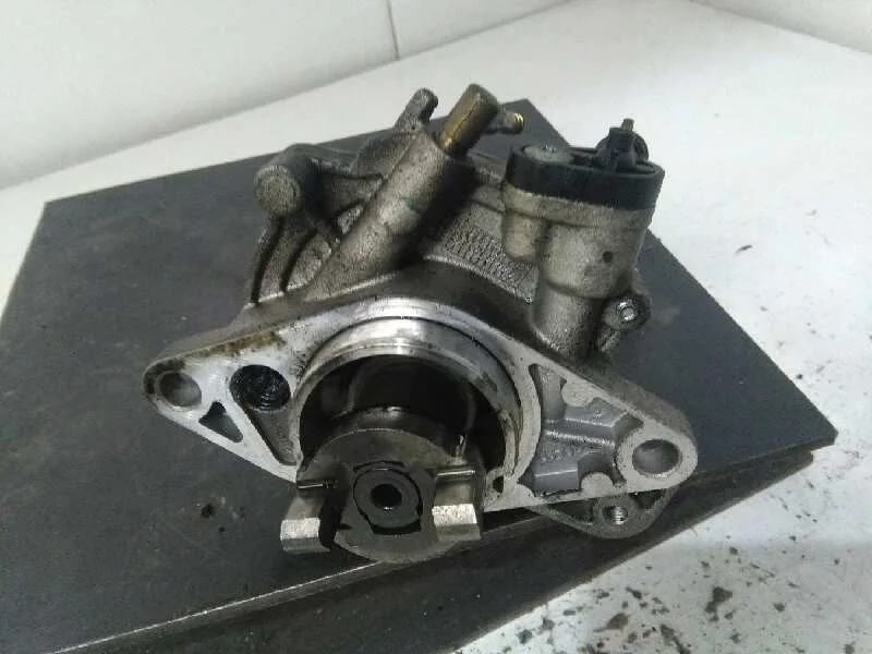 Depresor Freno / Bomba Vacio para Opel Corsa D