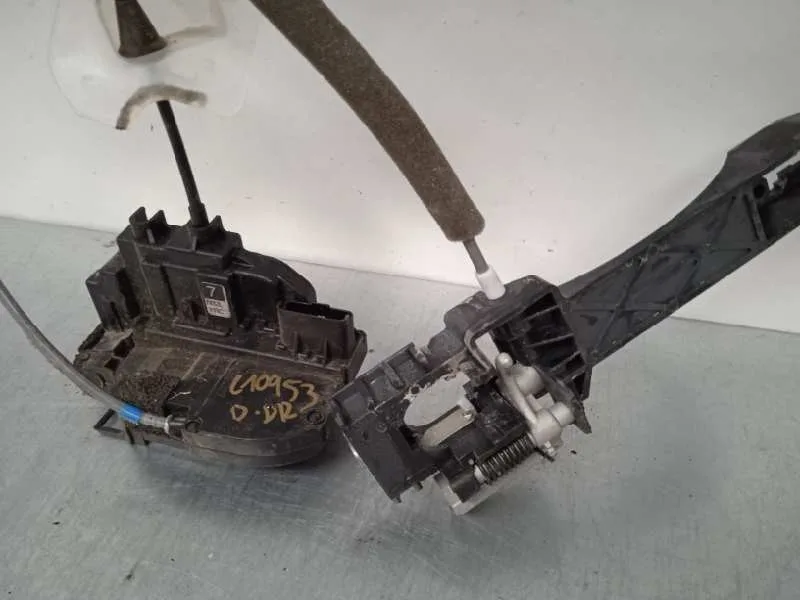 Cerradura Puerta Delantera Derecha para Nissan Qashqai (J10)