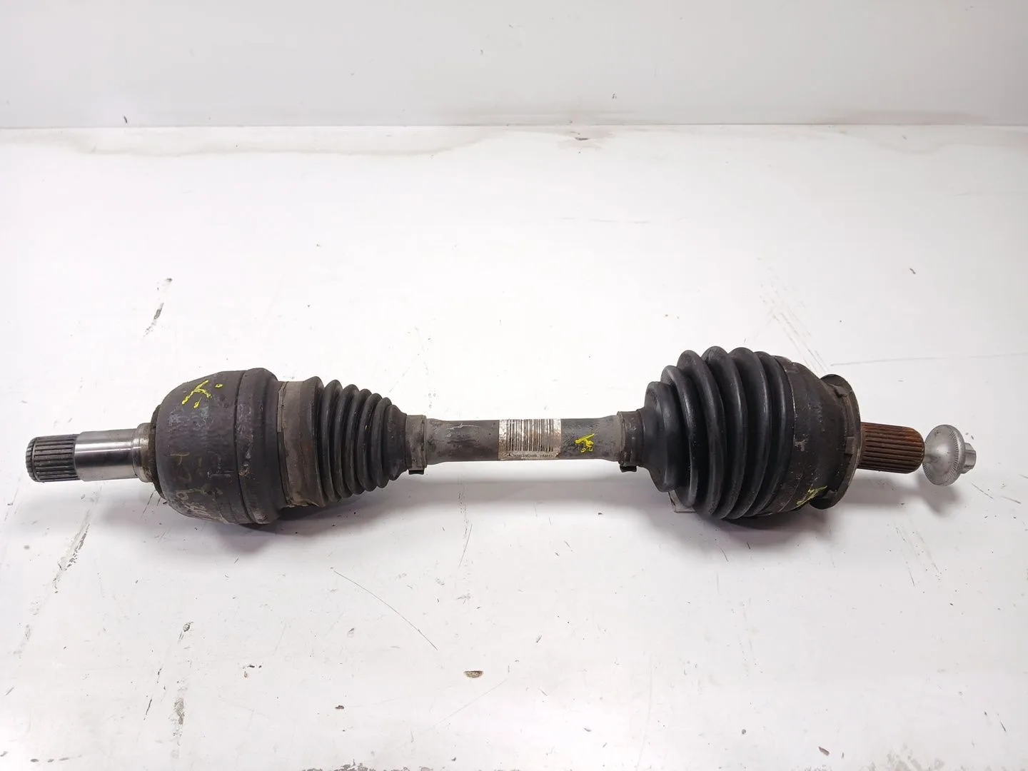 Transmision Delantera Izquierda para Mercedes-Benz Clase Cla (W117)
