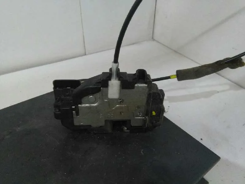 Cerradura Puerta Delantera Derecha para Nissan Micra (K12E)