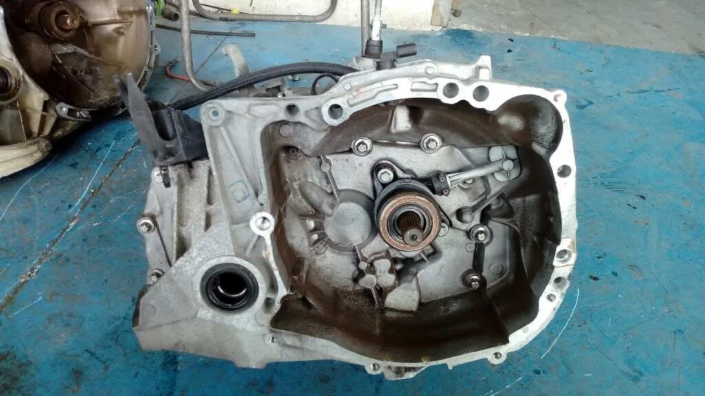 Caja Cambios para Renault Clio Iii