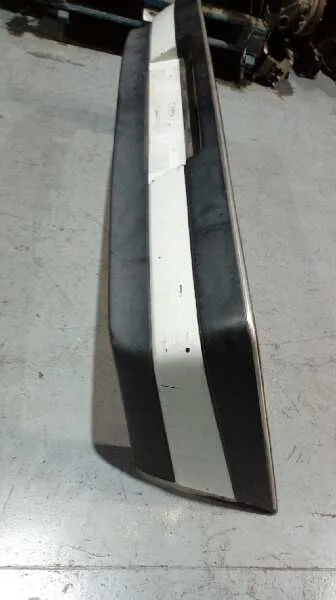 Paragolpes Trasero para Peugeot 405 Berlina