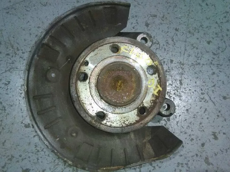 Mangueta Delantera Izquierda para Mercedes-Benz Vito Caja Cerrada 6.03 ->