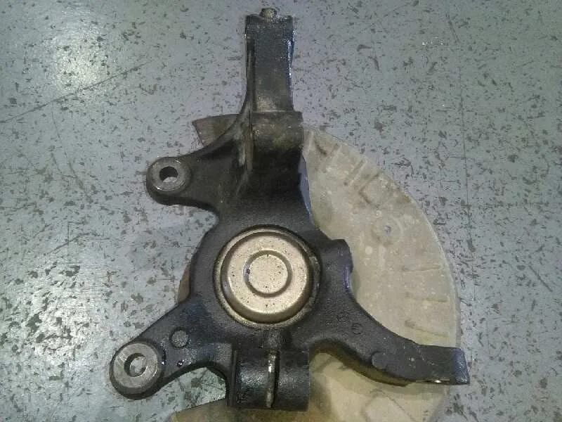 Mangueta Delantera Izquierda para Mercedes-Benz Vito Caja Cerrada 6.03 ->