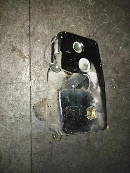 Cerradura Puerta Trasera Derecha para Volkswagen T4 Transporter/Furgoneta (Mod. 1991)