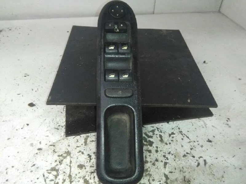 Mando Elevalunas Delantero Izquierdo para Peugeot 407