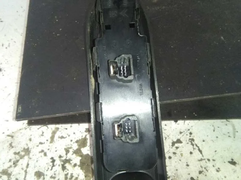 Mando Elevalunas Delantero Izquierdo para Peugeot 407
