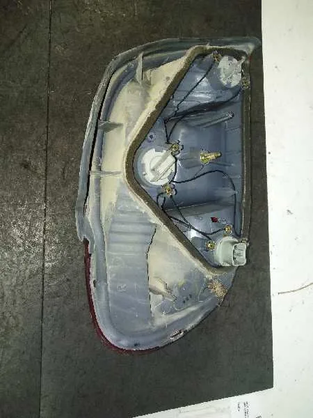 Piloto Trasero Derecho para Toyota Yaris (Ncp1/Nlp1/Scp1)