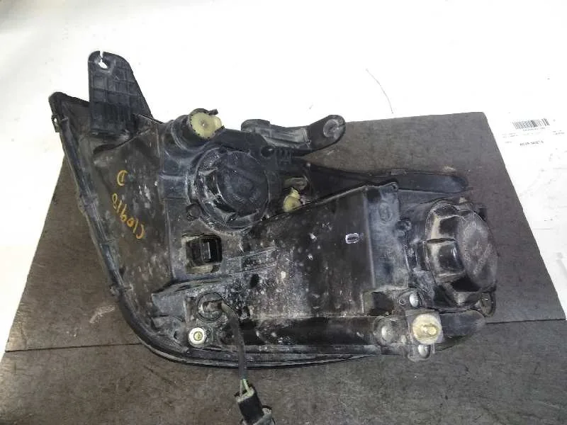 Faro Derecho para Ssangyong Rexton