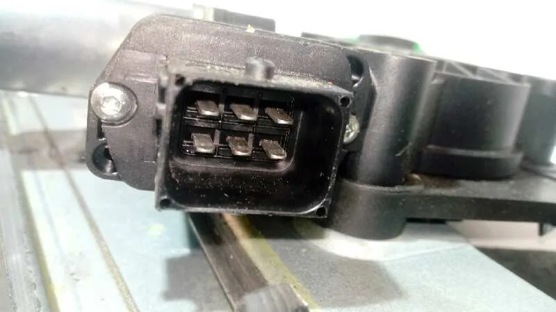 Elevalunas Delantero Derecho para Opel Corsa D