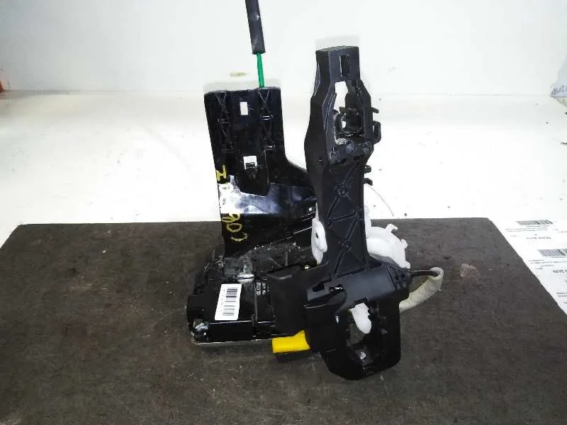 Cerradura Puerta Delantera Izquierda para Kia Pro_Cee'd ( )