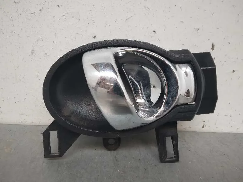 Maneta Interior Trasera Derecha para Nissan Juke (F15)