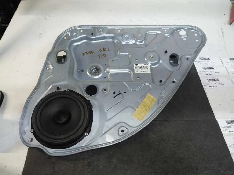 Elevalunas Trasero Derecho para Ford Focus Lim. (Cb4)