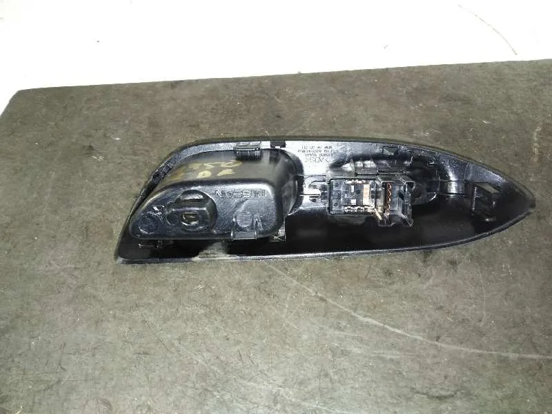 Mando Elevalunas Trasero Derecho para Nissan Juke (F15)