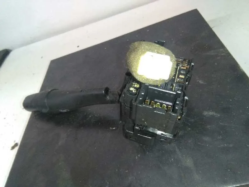 Mando Luces para Nissan Almera (N16/E)