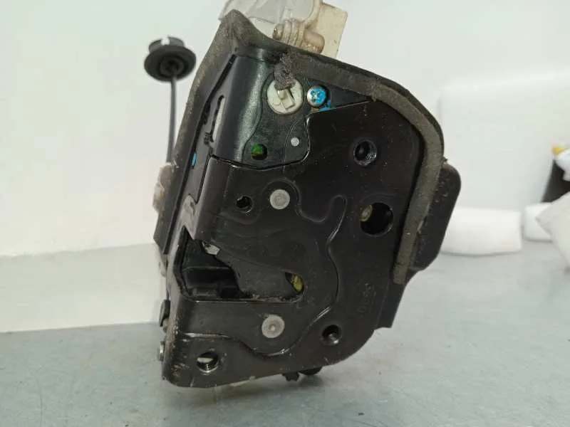 Cerradura Puerta Delantera Derecha para Audi A4 Avant (8E)