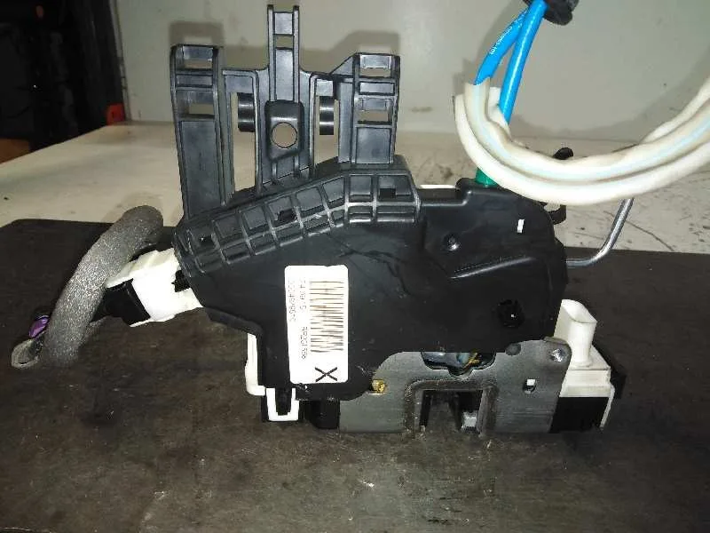 Cerradura Puerta Trasera Derecha para Mercedes-Benz Clase Gla (W156)