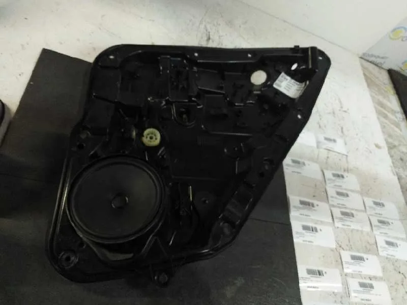 Elevalunas Trasero Derecho para Mercedes-Benz Clase Gla (W156)