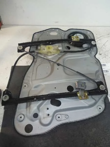 Elevalunas Delantero Derecho para Volkswagen Caddy Ka/Kb (2K)