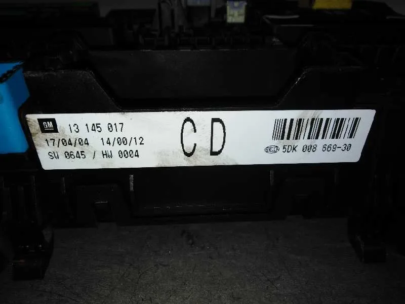 Caja Reles / Fusibles para Opel Astra H Berlina