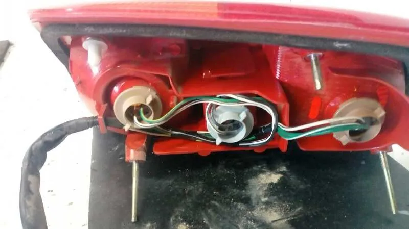Piloto Trasero Derecho para Toyota Rav 4 (A2)