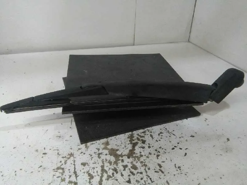 Brazo Limpia Trasero para Kia Venga