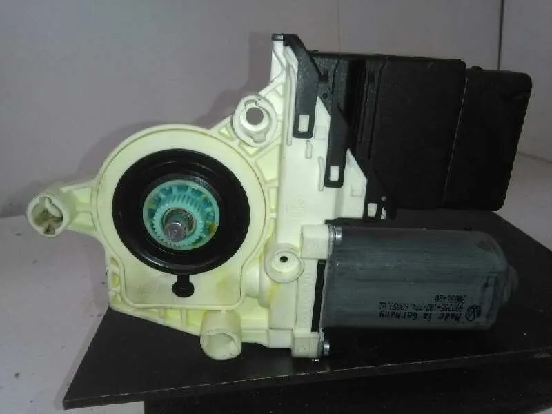Motor Elevalunas Trasero Derecho para Volkswagen Golf V Berlina (1K1)