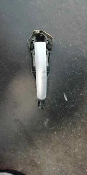 Maneta Exterior Delantera Izquierda para Volkswagen Passat Berlina (3B3)