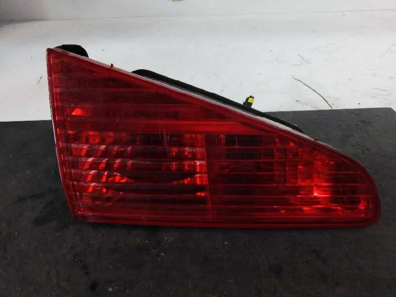 Piloto Trasero Izquierdo para Peugeot 607 (S2)
