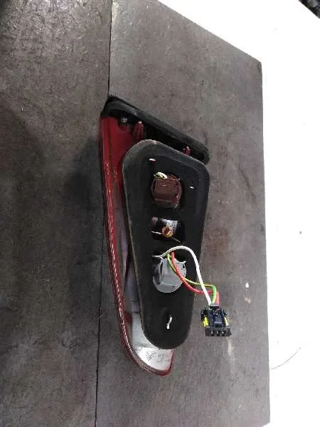 Piloto Trasero Izquierdo para Peugeot 607 (S2)