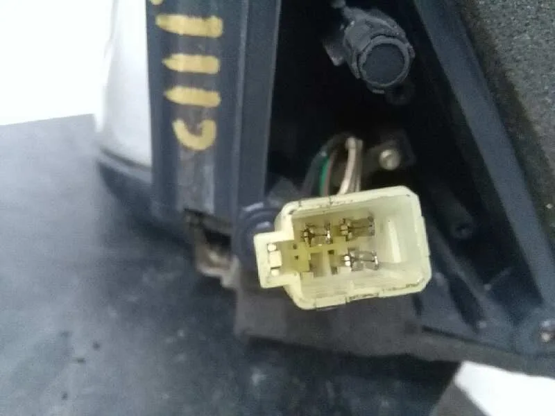 Retrovisor Izquierdo para Kia Sephia Ll