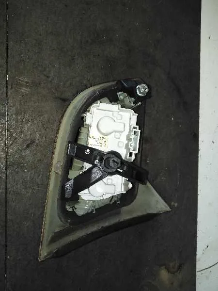 Piloto Trasero Derecho para Audi A4 Avant (8E)