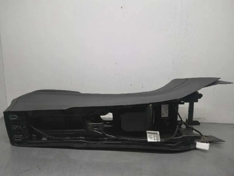 Apoyabrazos Central para Mercedes-Benz Clase Gla (W156)