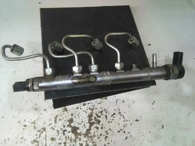 Rampa Inyectora para Bmw Serie 1 Berlina (E81/E87)