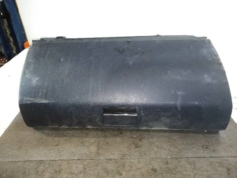 Guantera para Mercedes-Benz Clase B (W245)