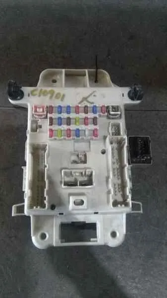 Caja Reles / Fusibles para Toyota Rav 4 (A2)