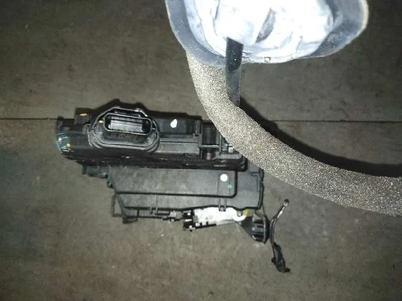 Cerradura Puerta Delantera Derecha para Renault Captur
