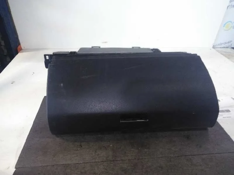 Guantera para Mercedes-Benz Clase A (W169)