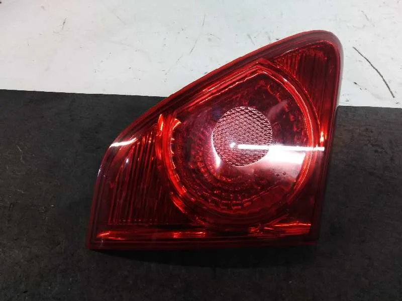 Piloto Trasero Izquierdo Interior para Toyota Corolla (E15)