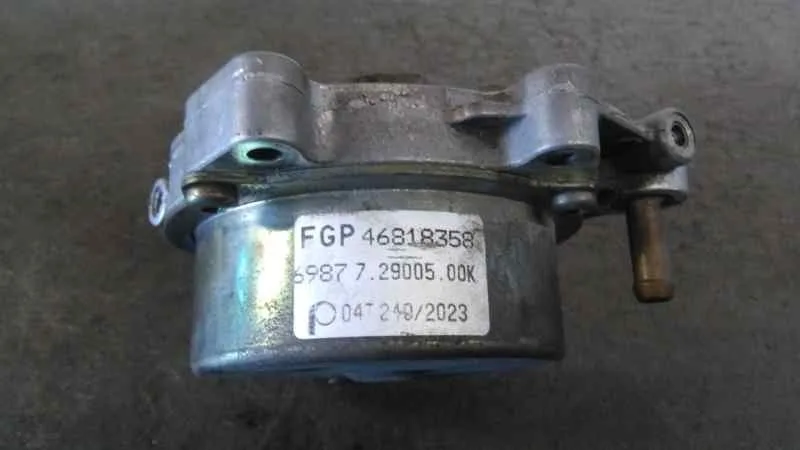 Depresor Freno / Bomba Vacio para Alfa Romeo 147 (190)