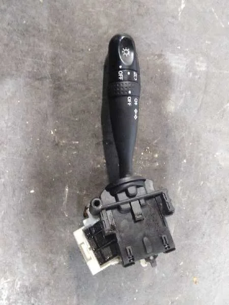 Mando Intermitentes para Toyota Corolla (E12)